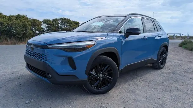 یک پیچ کوچک، ۵۵ هزار خودروی هیبریدی را به کارخانه بازگرداند