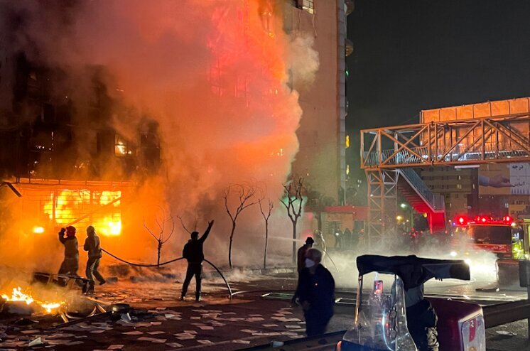 ماجرای ۱۵۰ فروشگاه بزرگی که آسیب دیدند