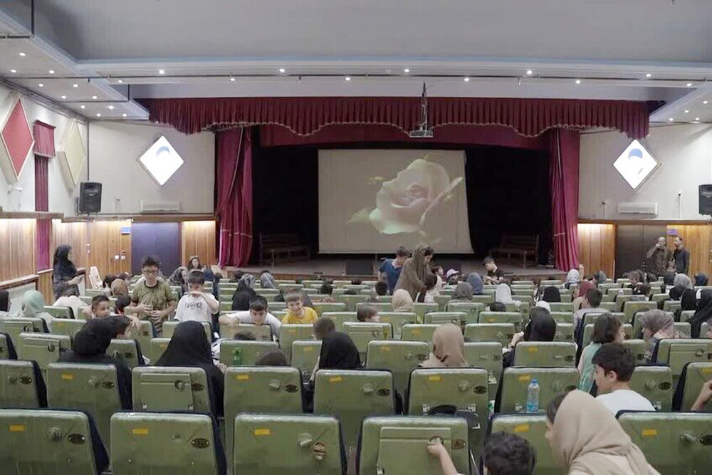 راه اندازی سینما زمستانه در فرهنگسرای مبین