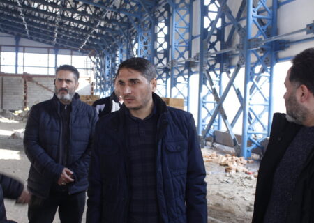 تداوم احداث سالن چندمنظوره ورزشی یاغچیان بدون تعطیلی