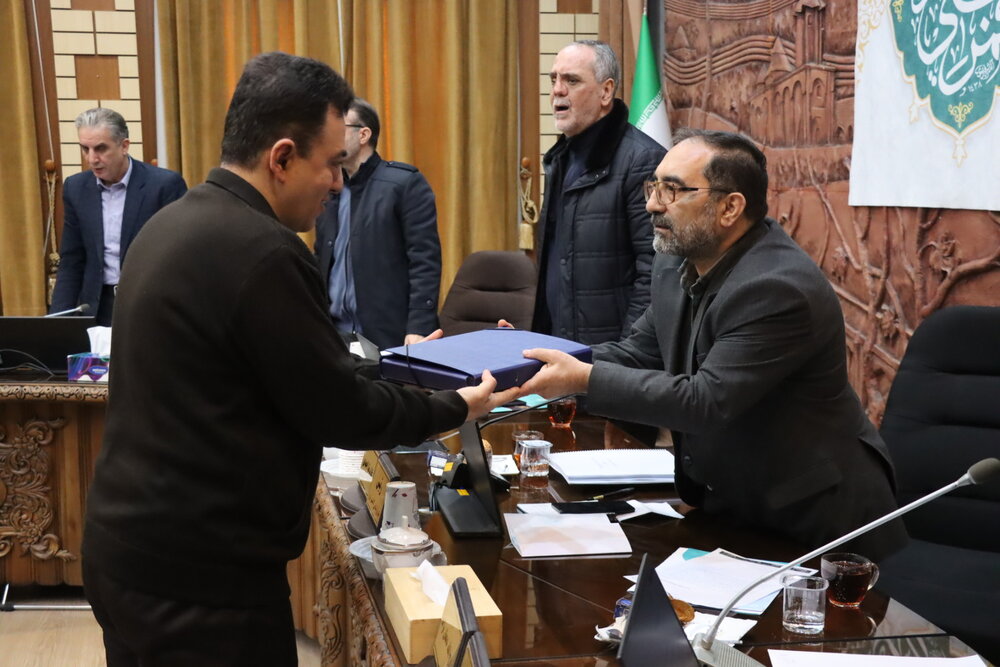 لایحه بودجه ۵۵۰ هزار میلیارد ریالی سال ۱۴۰۵ تقدیم شورای اسلامی شهر شد