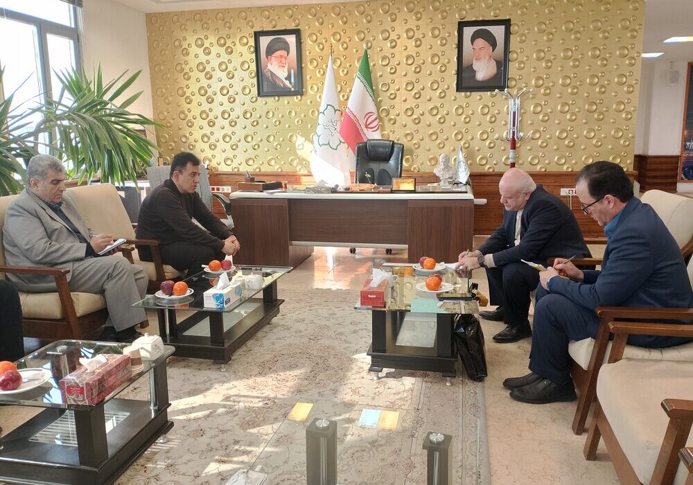 شهردار تبریز: برنامه‌ریزی برای برگزاری هفته فرهنگی تبریز و تهران در باکو