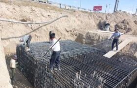 پیشرفت ۳۵ درصدی پروژه پل سه‌راهی اهر/ شمع‌کوبی و ساخت پایه‌ها در مرحله پایانی
