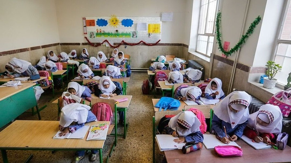 تغییر روند فعالیت مدارس آذربایجان شرقی در روزهای یکشنبه و دوشنبه از تعطیلی به غیرحضوری