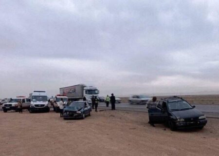 تصادف زنجیره‌ای ۳۰ خودرو در آزادراه زنجان-تبریز با ۲۱ مصدوم