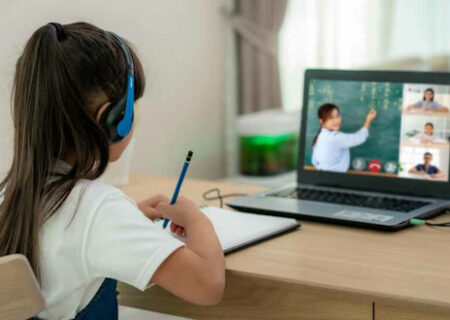 اختلال اینترنت، کلاس‌های آنلاین را تعطیل کرد