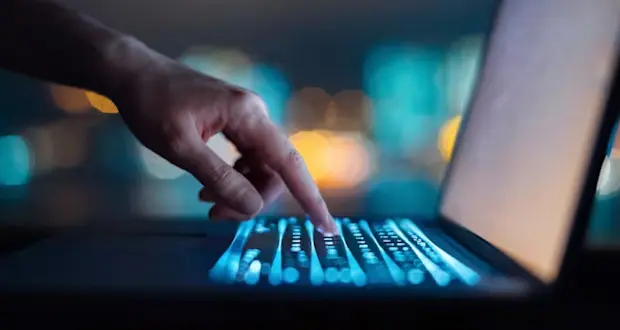 دسترسی به اینترنت بین‌الملل برای بازرگانان