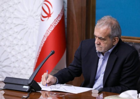 پیام قدردانی پزشکیان از حضور پرشور ملت ایران در راهپیمایی ۲۲ بهمن