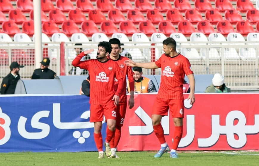 حفظ صدر جدول توسط تراکتوری‌ها