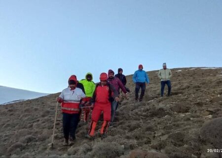 عملیات ۱۲ ساعته انتقال پیکر طبیعت‌گرد فوت‌شده از ارتفاعات پیرداغی شهرستان هریس