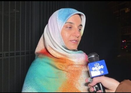 مهدیه اسفندیاری به کشور بازگشت