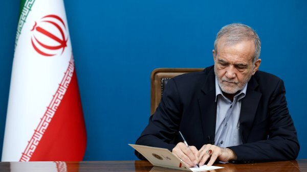 پزشکیان: انتخاب میان تقابل و تعامل، آینده نسلها را رقم میزند