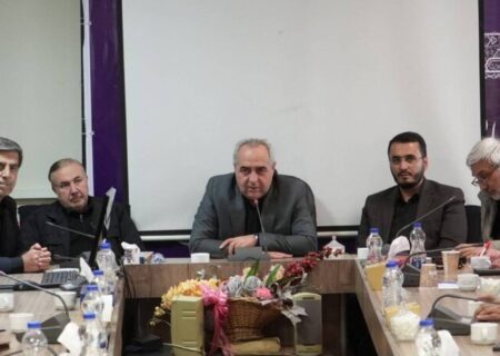 تأکید استاندار آذربایجان شرقی بر حل معیشت کارگران و تدوین برنامه برای بازسازی بلبرینگ سازی