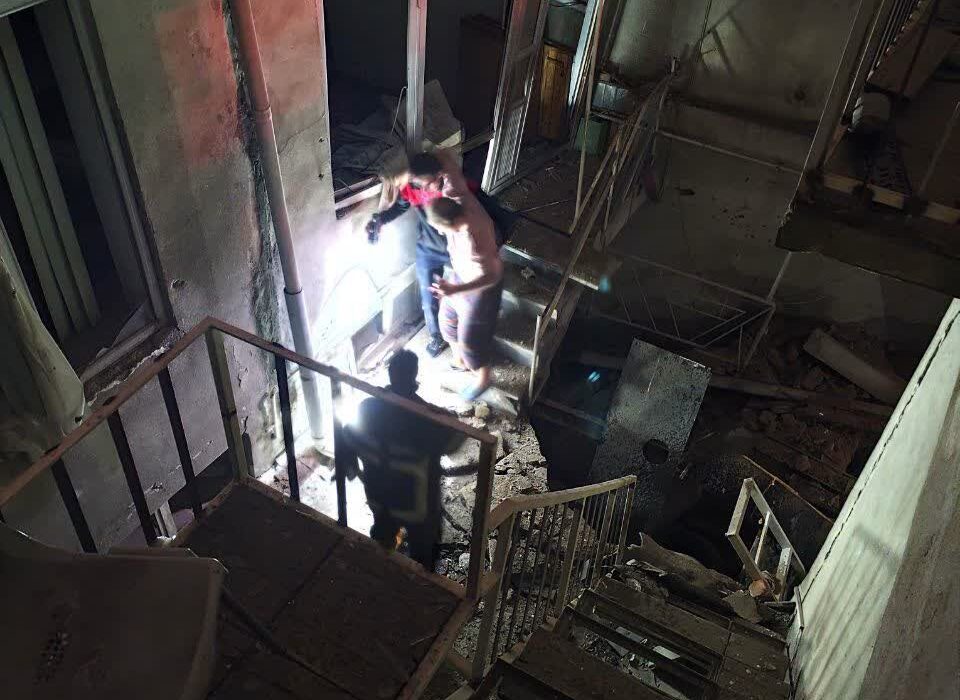 نشت و انفجار گاز در ولیعصر جنوبی یک مصدوم برجای گذاشت