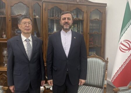 رایزنی سفیر چین در تهران با غریب آبادی