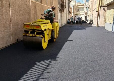 توزیع ۱۳۰۰ تن آسفالت از ابتدای سال جاری در معابر مرکزی شهر