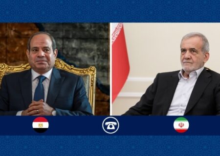 تأکید رؤسای‌جمهور ایران‌ومصر بر آغاز فصل نوین روابط منطقه‌ای