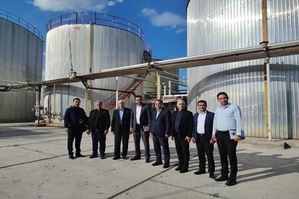 آغاز طرح تحقیقاتی بهرهگیری از فناوریهای روز در حوزه آسفالت و قیر/ بازدید از ظرفیتهای کارخانجات تولیدی قیر پلمیری استان
