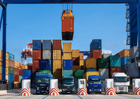 صادرات ۳۳۴ میلیون دلاری از گمرکات آذربایجان شرقی