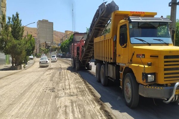آغاز عملیات بهسازی خیابان بهشت شهرک ارم توسط سازمان عمران شهرداری تبریز