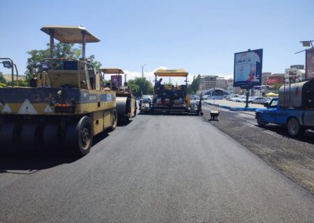 توزیع ۲۱۰ هزار و ۶۸۳  تن آسفالت در ۷۲۰ محله و معبر تبریز از ابتدای سال جاری