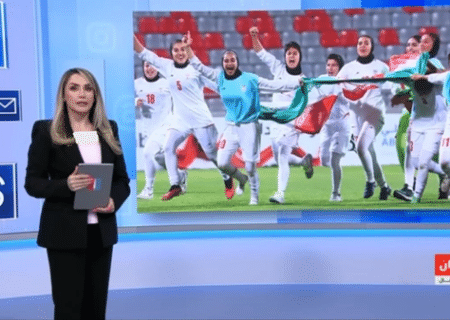 حجاب اسلامی ۱۶ مدال به ضدانقلاب هدیه داد
