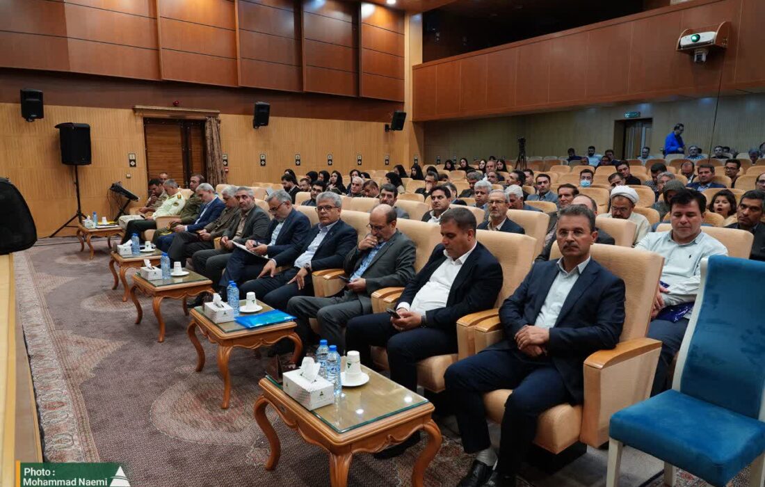 نخستین همایش ملی توسعه پایدار در منطقه آزاد ارس برگزار شد