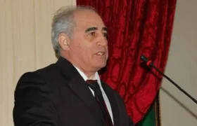 «آغشین آغ‌کمرلی» حیات‌لا وداعلاشدی