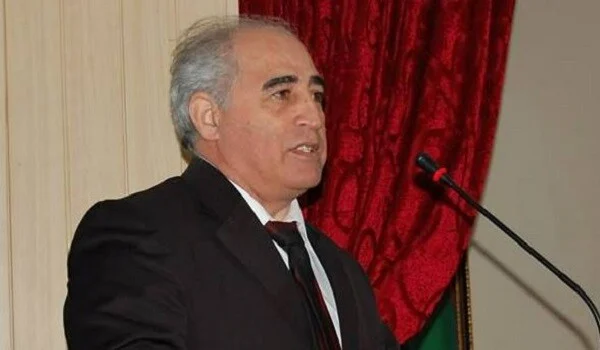 «آغشین آغ‌کمرلی» حیات‌لا وداعلاشدی